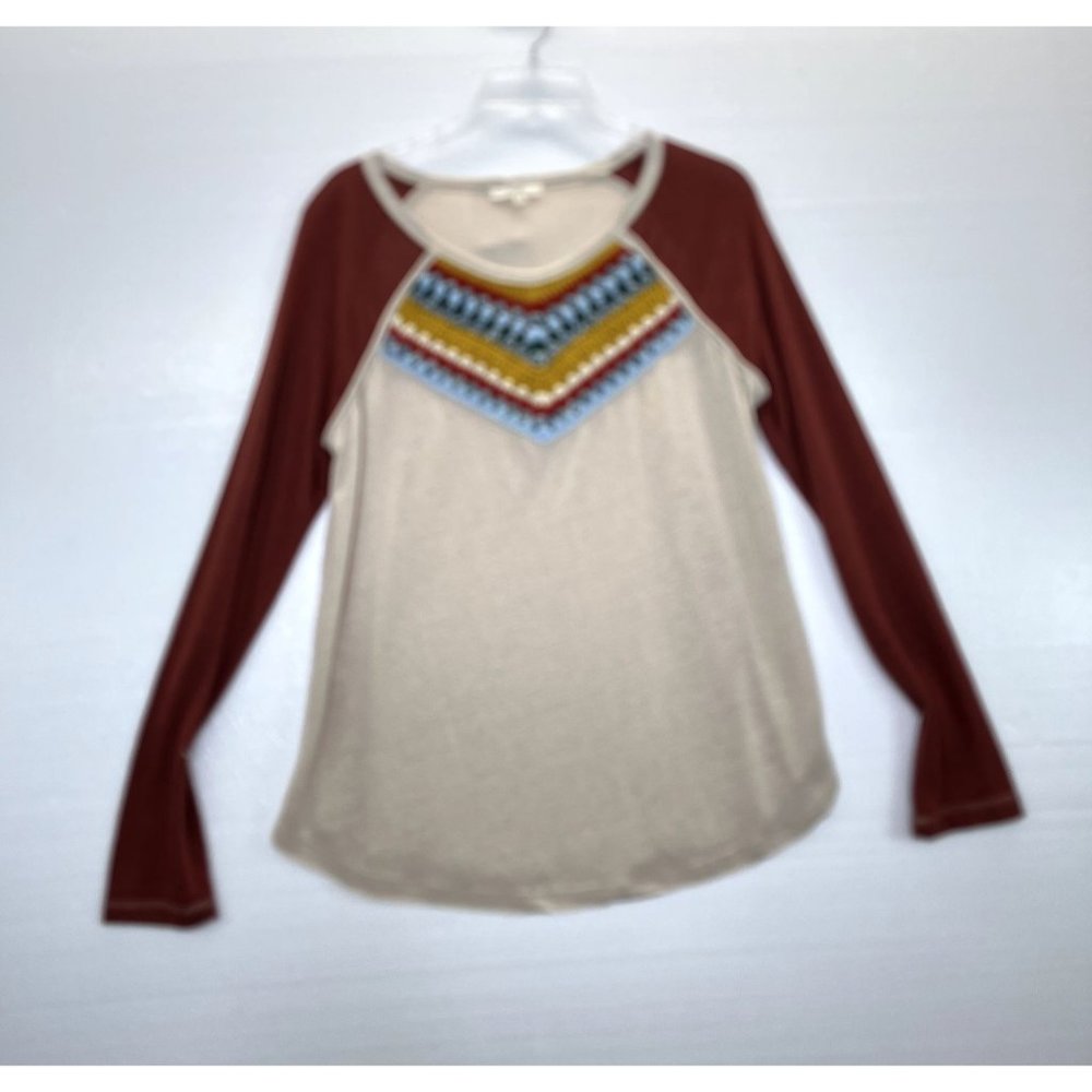 Essel Crochet Baseball Tee